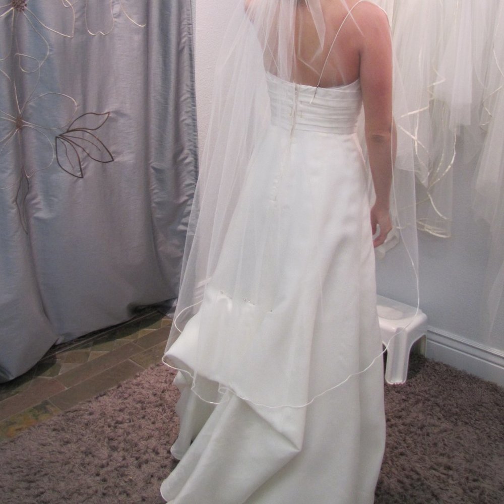 Gorgeous Designer Silk Judd Waddell Wedding Dress size 10, fits like a 6 - Picture 5 of 11